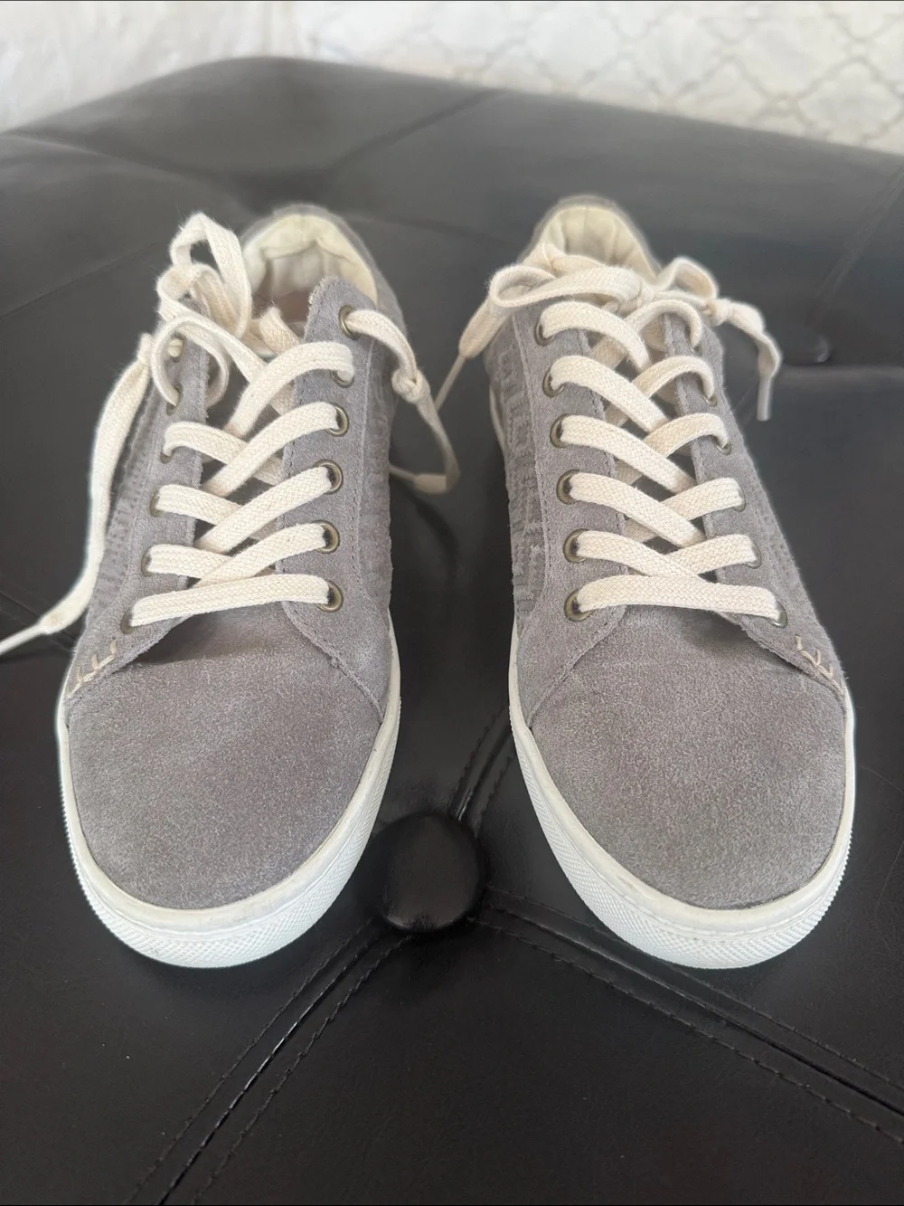 Soludos Gray Suede Low-Top Sneakers with Cream Laces